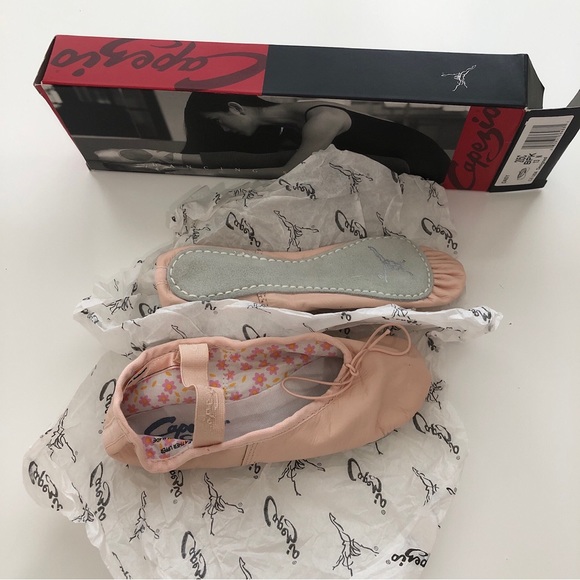 🩰Capezio🎁NWT🩰Child Full Sole Leather Daisy Ballet Shoe Slipper 205C BPK Dance🩰 - Picture 4 of 7